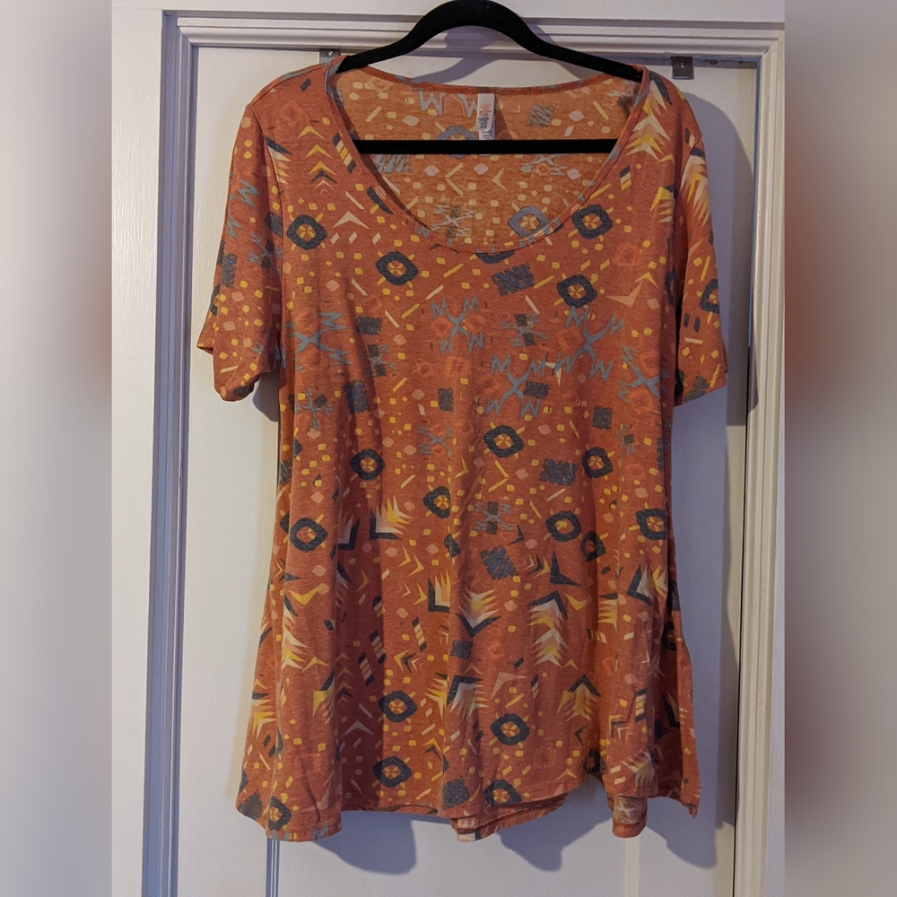 LulaRoe Perfect T
